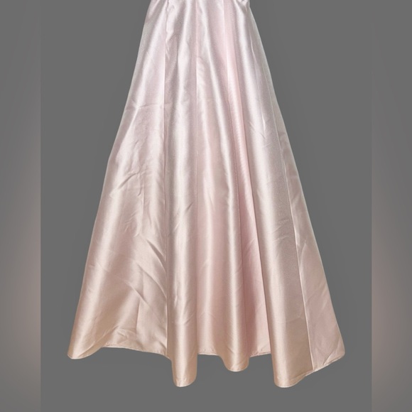 NWT Alfred Sung Halter A-Line Satin Maxi Dress, Ballet Pink, Pockets, Size 0R - Picture 8 of 13